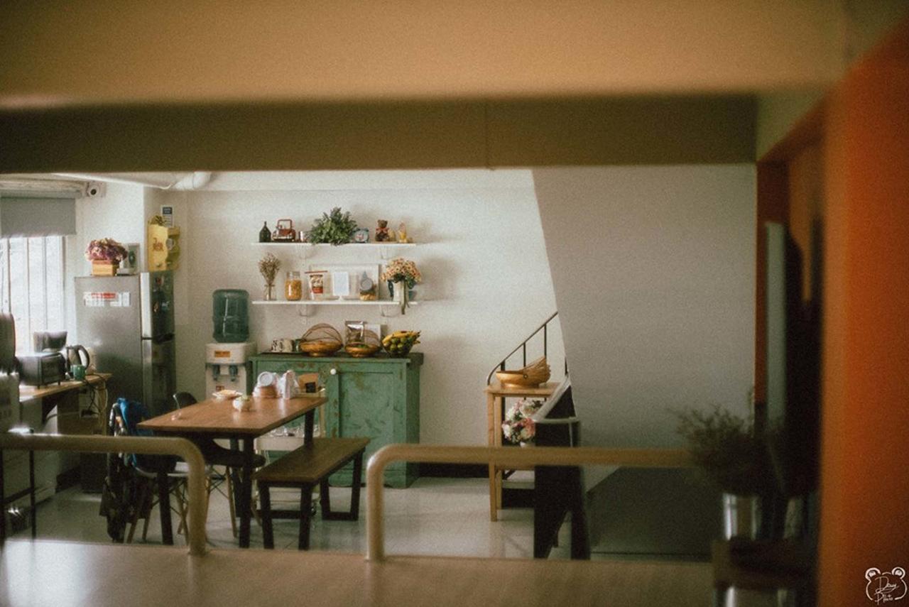 Why Not House Hostel Чиангмай Екстериор снимка