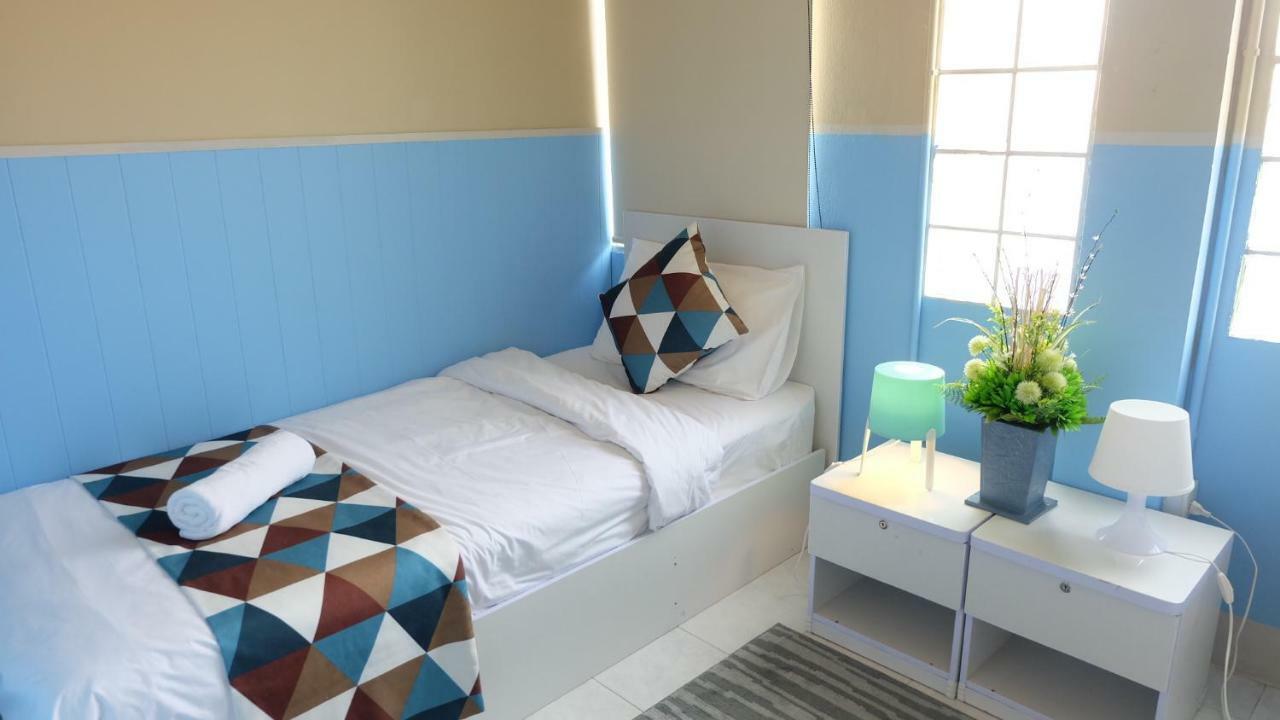 Why Not House Hostel Чиангмай Екстериор снимка