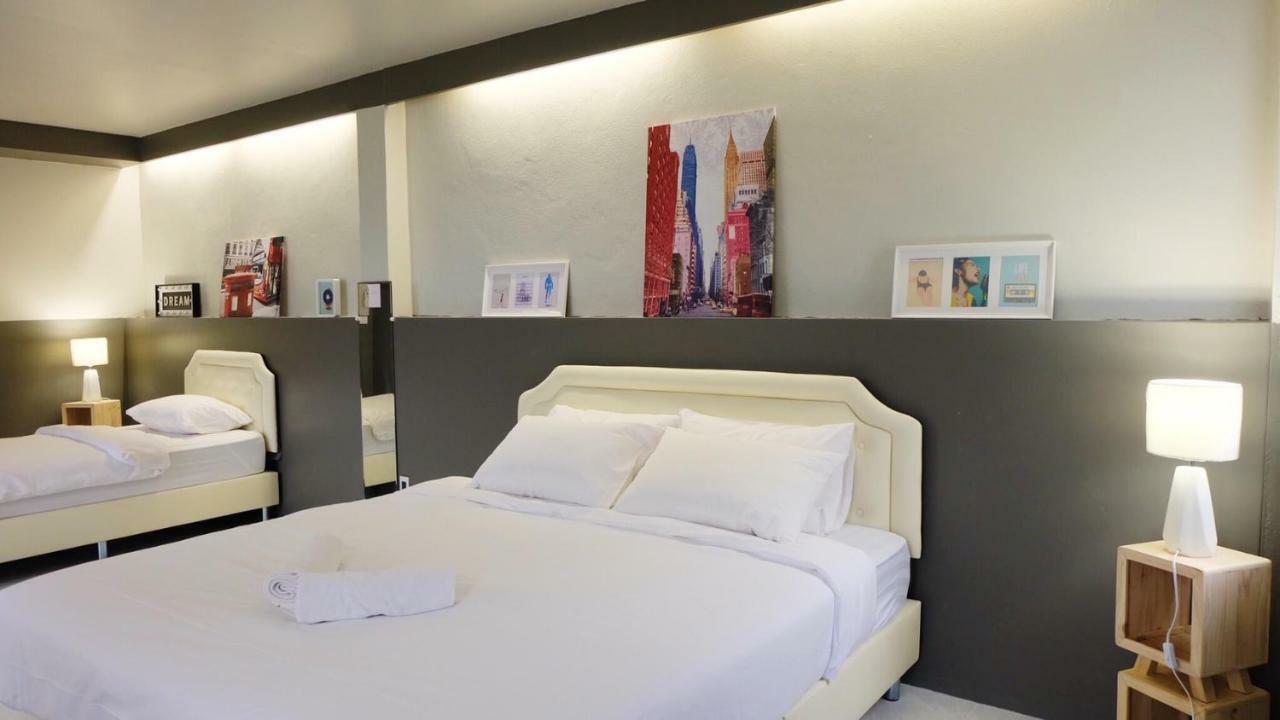 Why Not House Hostel Чиангмай Екстериор снимка