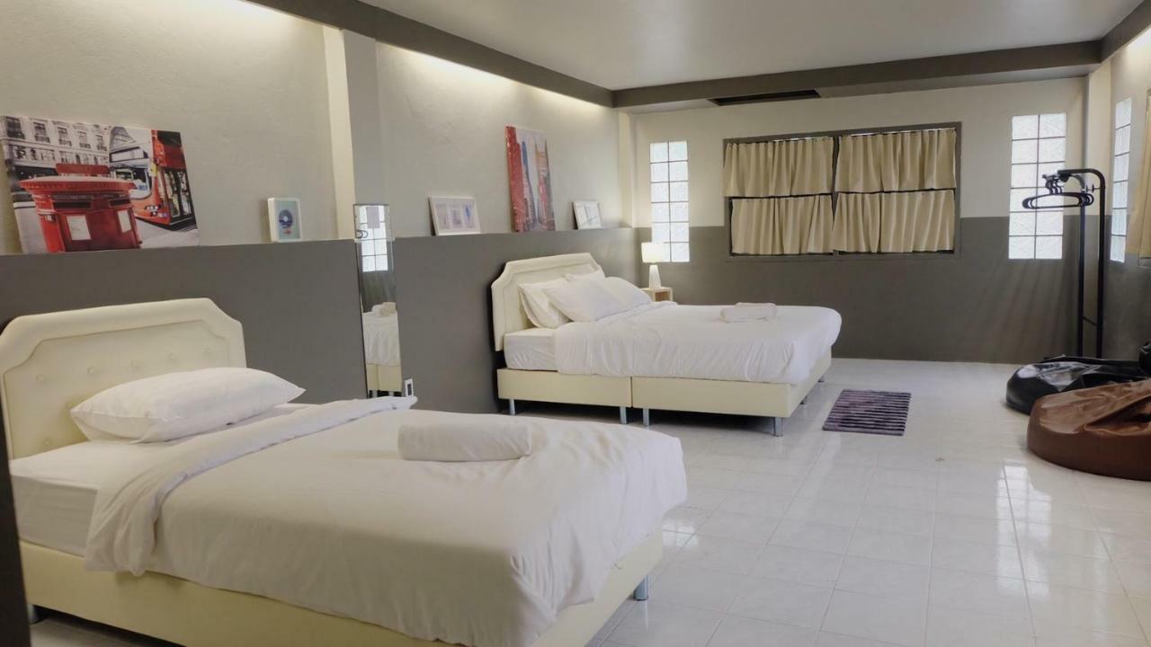Why Not House Hostel Чиангмай Екстериор снимка